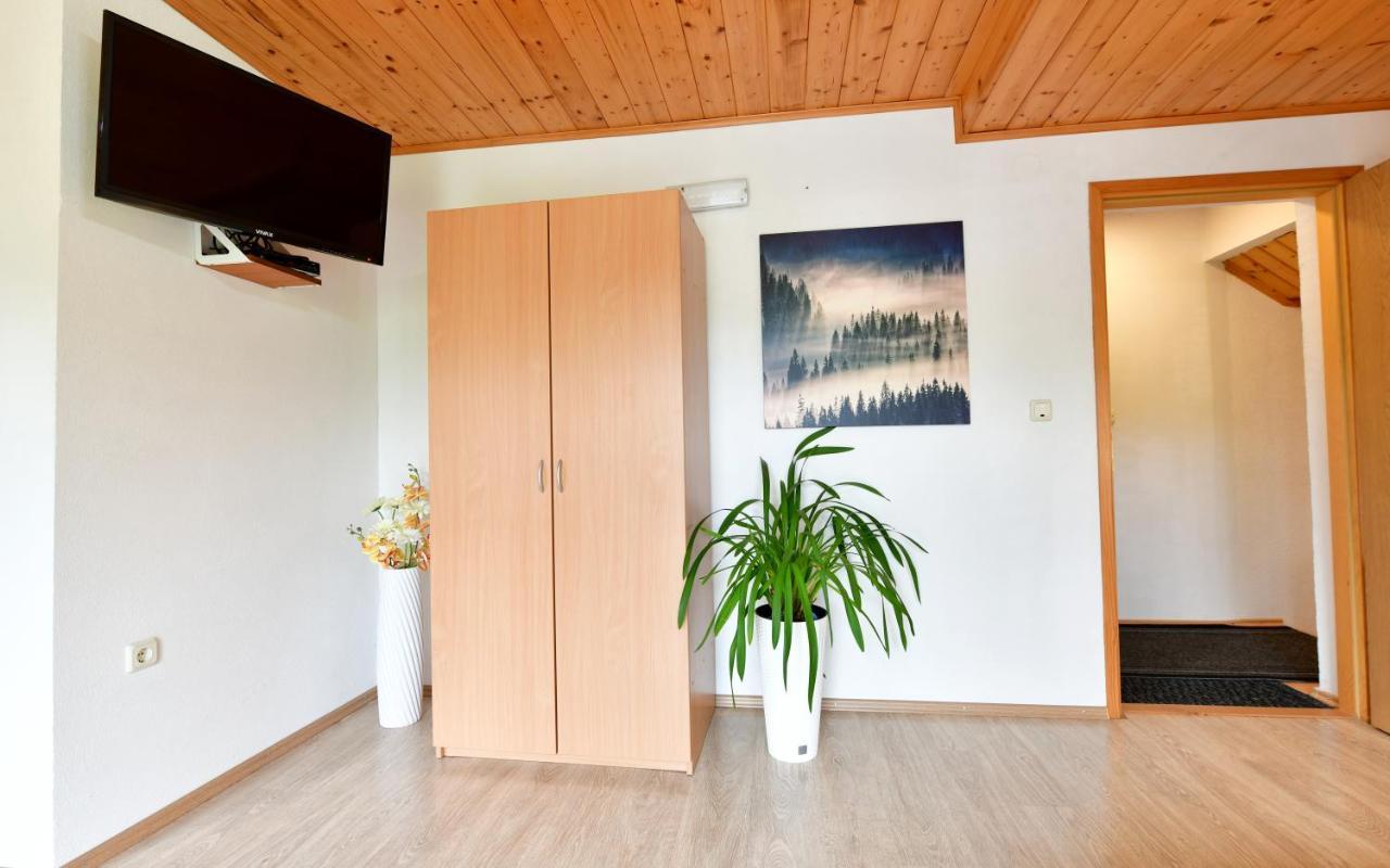 Rooms Toni Seliste Dreznicko Εξωτερικό φωτογραφία